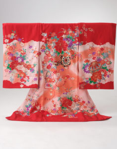 朱色のお宮参り女の子着物